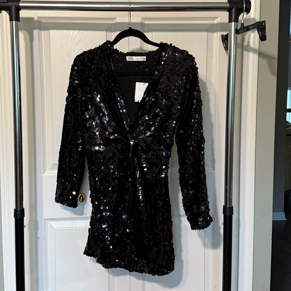 Zara Long Sleeved Sequin Dress Black NWT